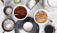 Zdrowe zamienniki cukru, czyli wszystko co warto wiedzieć na temat stewii i ksylitolu